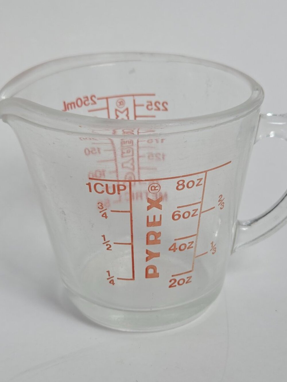 Vintage Pyrex Glass Liquid 1 Cup Measuring Cup Red Lettering "D" Handle #508 USA
